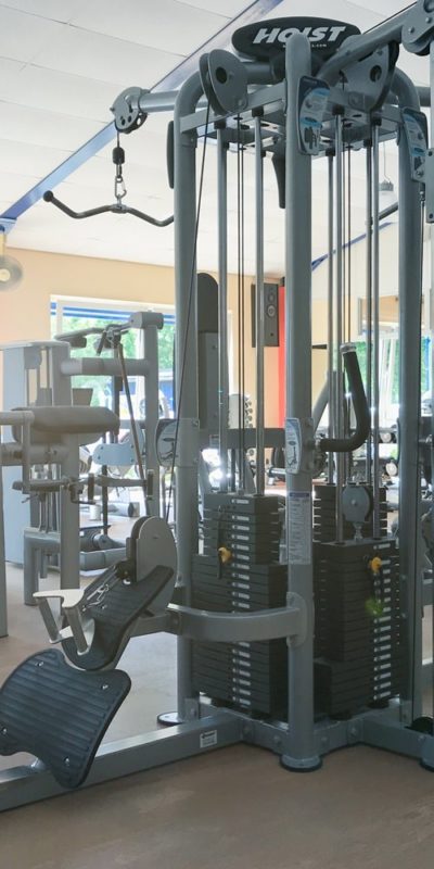 Ferdy’s Gym – Aldenhoven: Kabelzug Kabelzugturm mit verschiedenen Übungsseiten